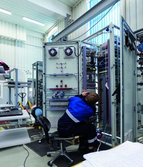 Elektro-Reinhard-Mannheim-Industriemontage