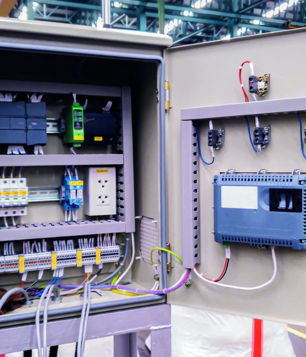 Elektro-Reinhard-Mannheim-Schaltschrankplanung-Fertigung